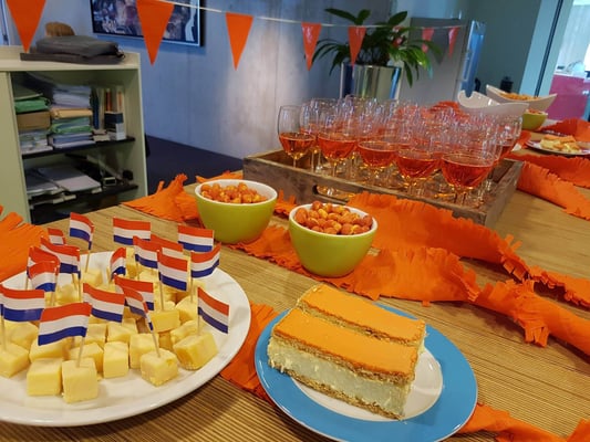50 hoeraatjes voor AOMB & Willem-Alexander!